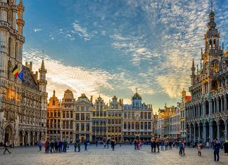 Kinh nghiệm tham quan thủ đô Brussels bổ ích cho du khách du lịch Bỉ