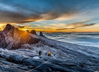Chinh phục núi Kinabalu – Malaysia, nóc nhà của Đông Nam Á Chinh phục núi Kinabalu - Malaysia, nóc nhà của Đông Nam Á